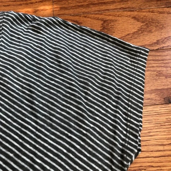 C&C California Women’s Stripped Linen Top SZ M - Picture 5 of 5